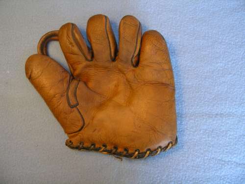 Lon Warneke Banner F88 Front Doug